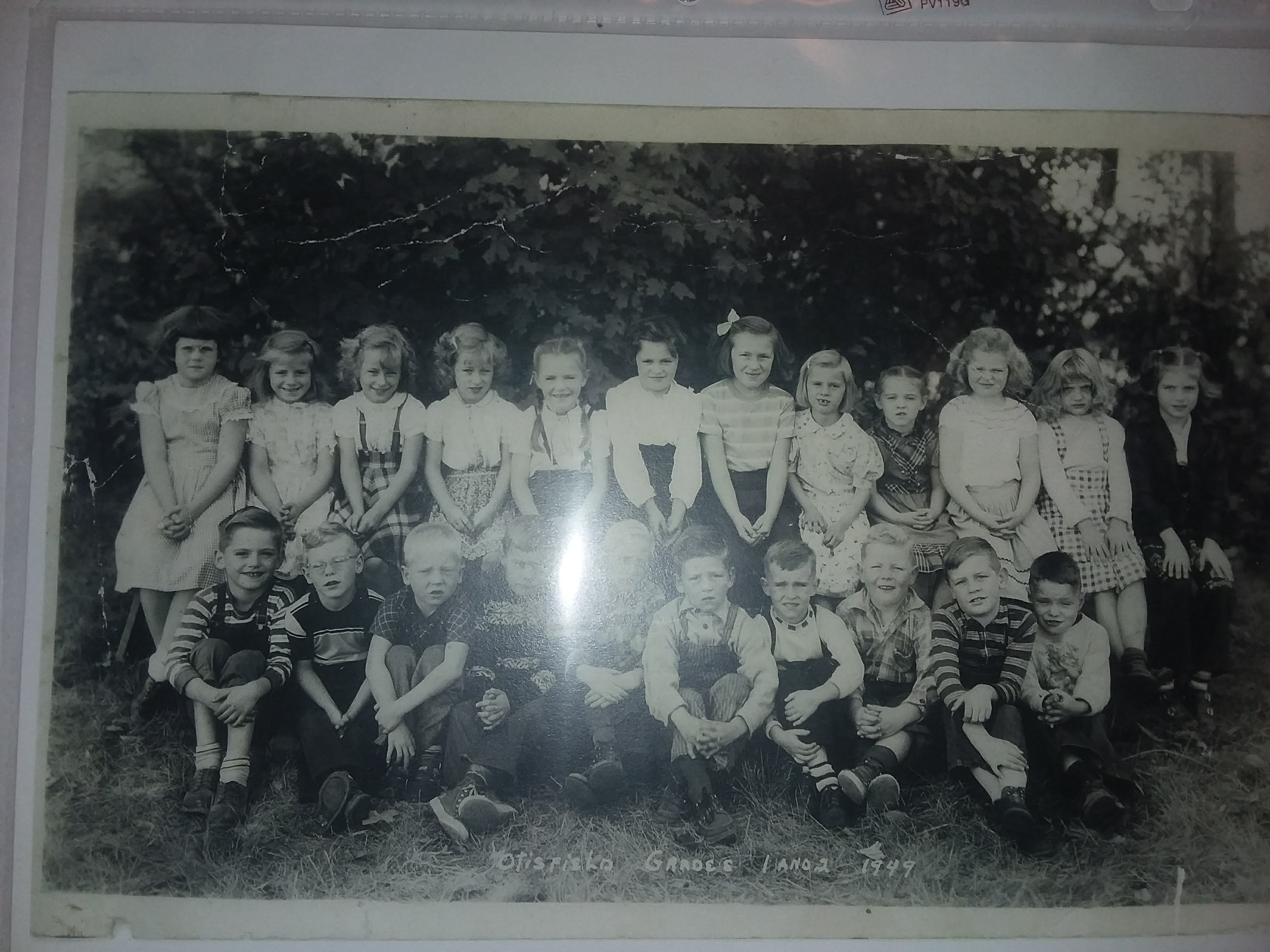 Otisfield grades 1 and 2, 1949. A companion identification sheet records the names associated with this photograph.