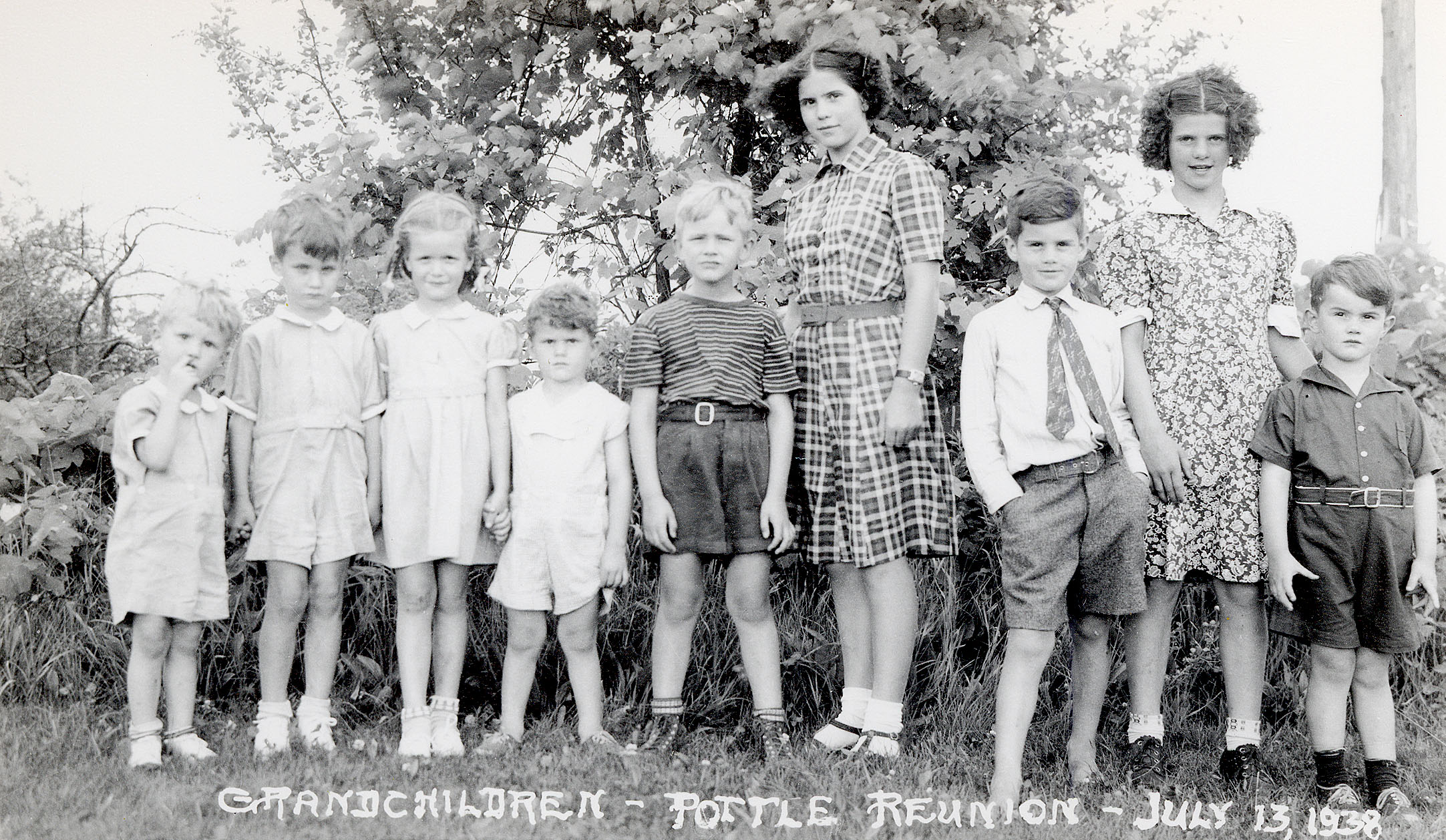 Dave, Tom and Margaret Hankins; Sam and Chris Pottle; Miriam, Kemp, Jane, and John Stockbridge Pottle. Picture taken July 1939 doesn’t include the 3 Stone children, not yet born.