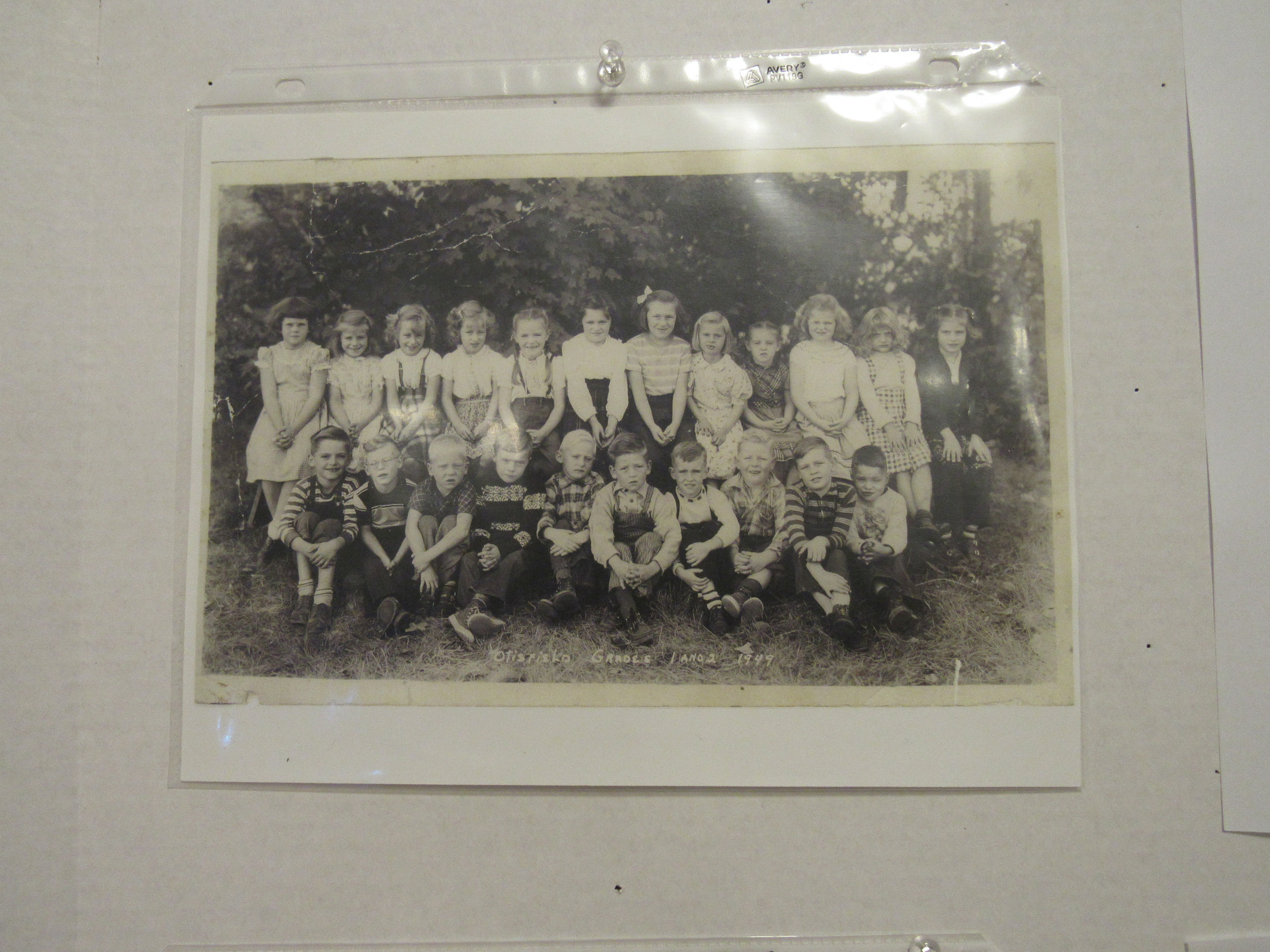 Otisfield grades 1 and 2, 1949. A companion identification sheet records the names associated with this photograph.