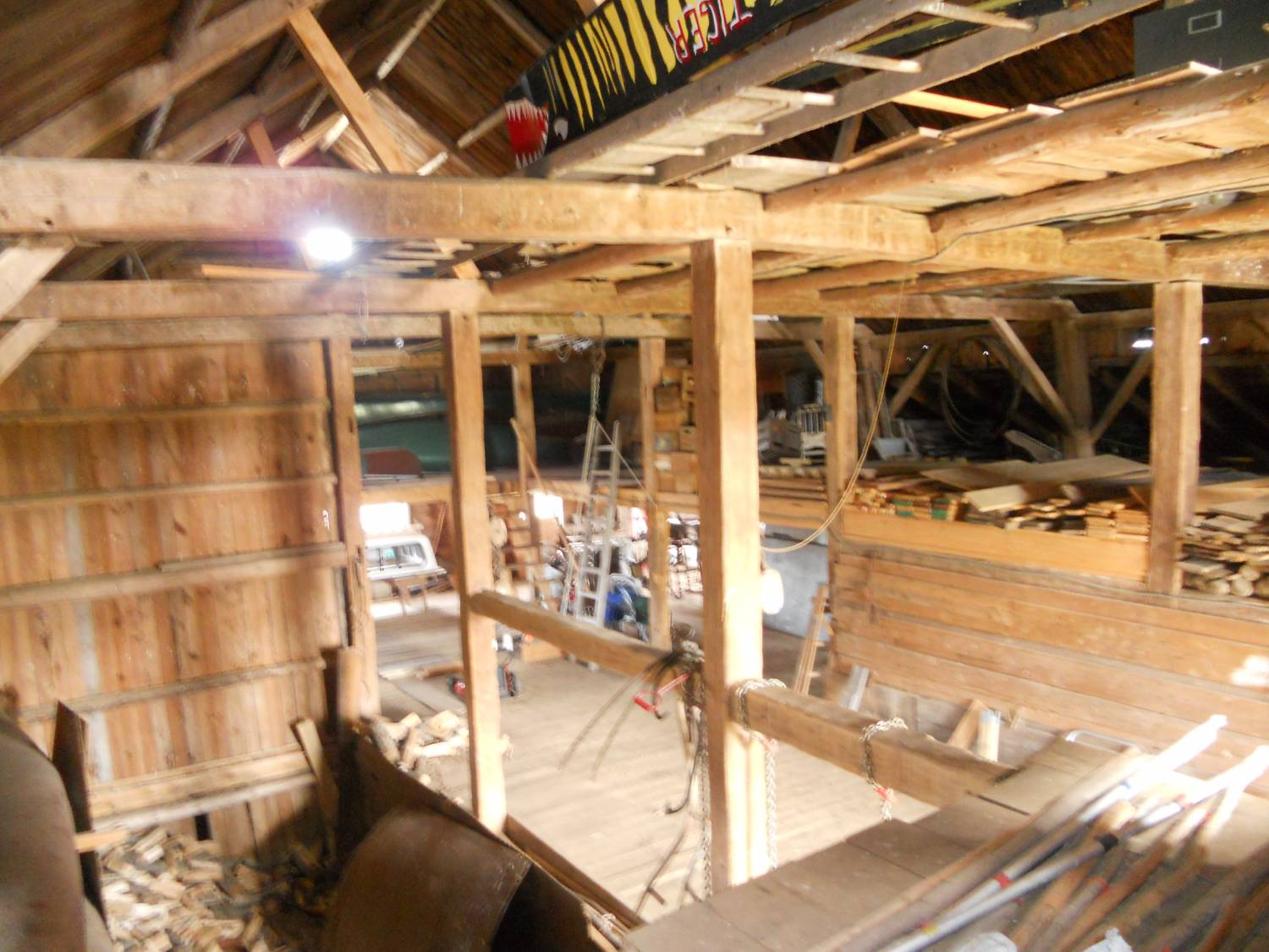 Hankins Barn, 202 Scribner Hill Road, showing English tie joints