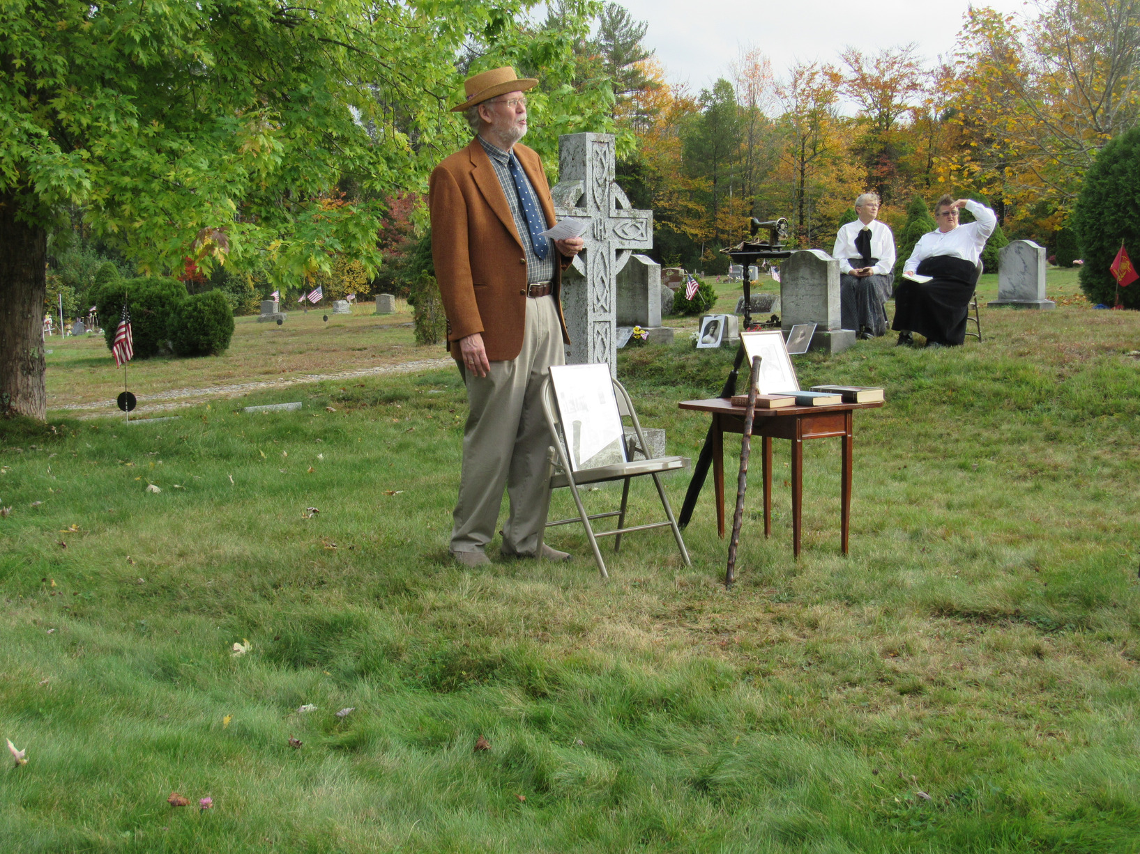 Fred van Mourik telling the life story of Fred Pottle