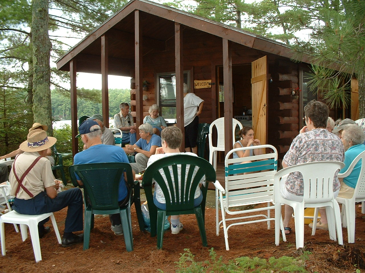 OHS picnic on Doris Ham’s Crescent island, 2003